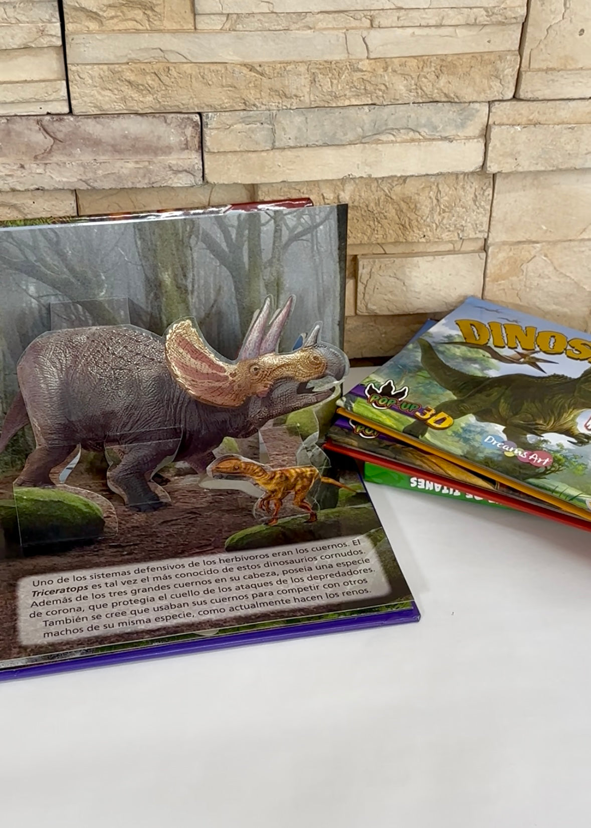 🦕 DinoLibro 3D: La Enciclopedia Prehistórica que Cobra Vida
