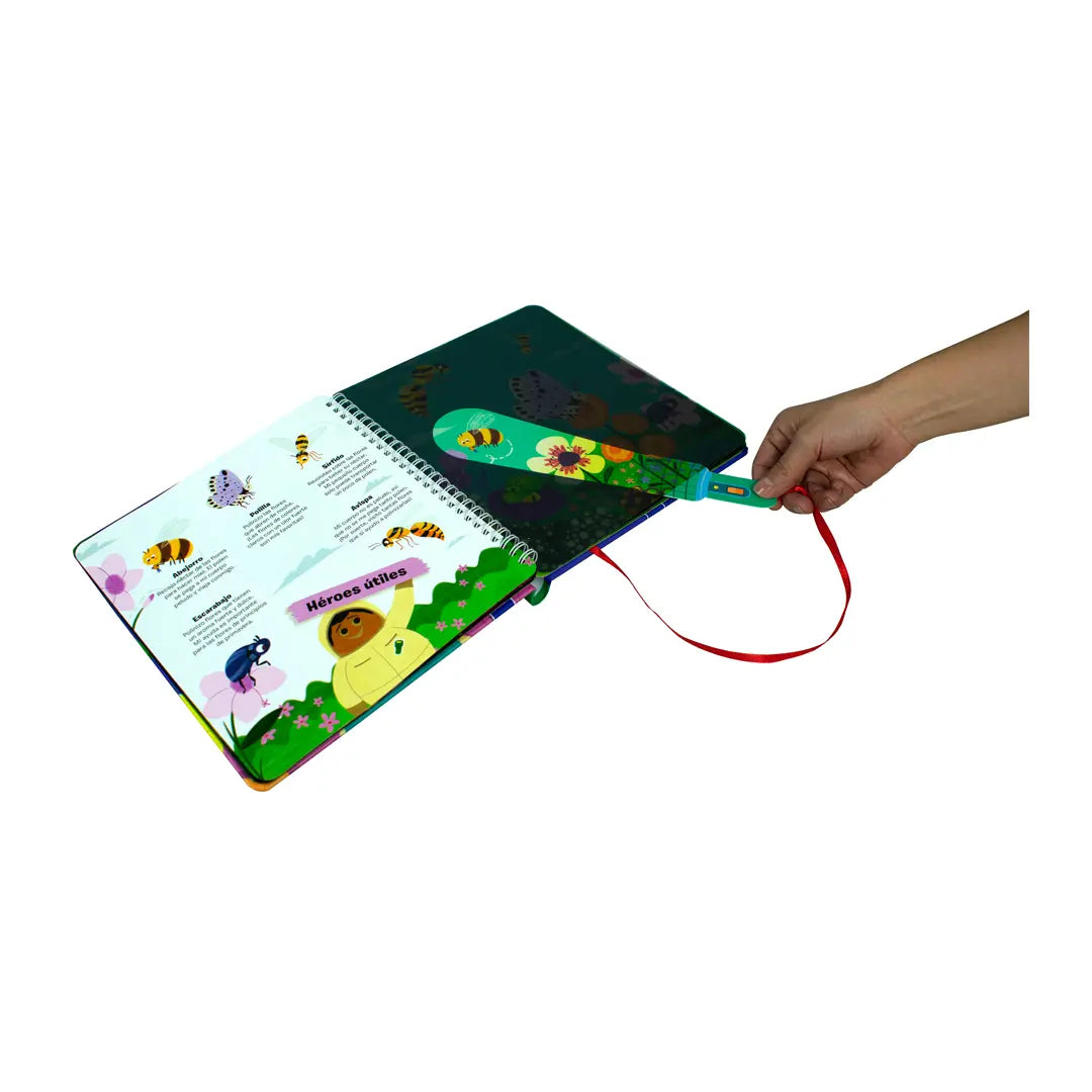 LIBRO INFANTIL: ¡Alumbra y explora! : Animalitos y/o Vehículos